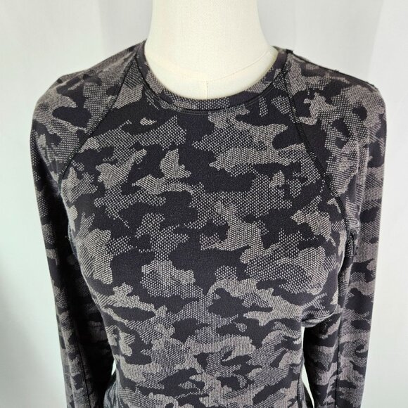 Lululemon Runderful Long Sleeve Sz 8 Heritage Camo Jacquard Black Lunar Rock - Picture 4 of 10